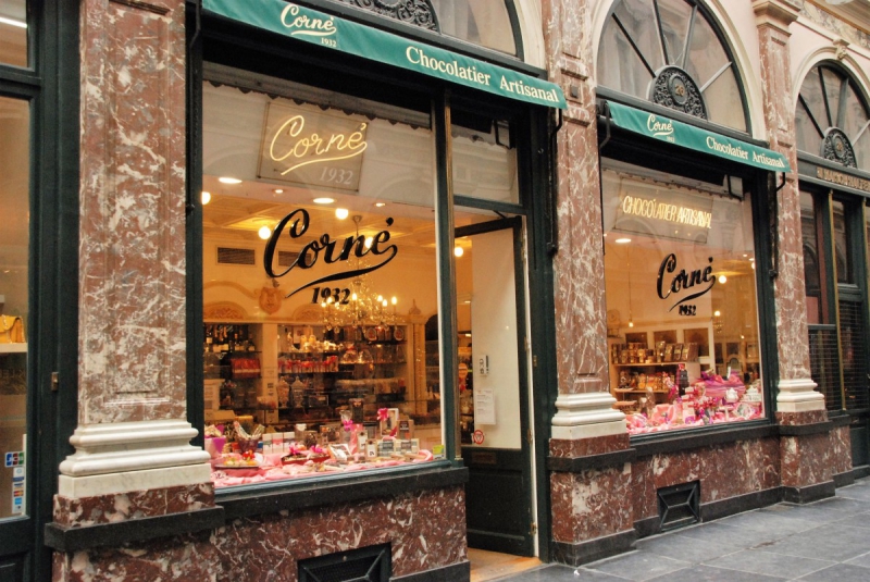 vente-ILONSE-min_chocolate_chocolaterie_shop_luxury_chic_gallery_brussels_belgium-558146